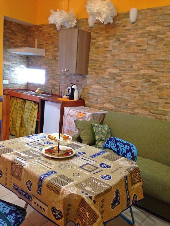 Bed and Breakfast San Nicolo House Aci Catena Exterior foto