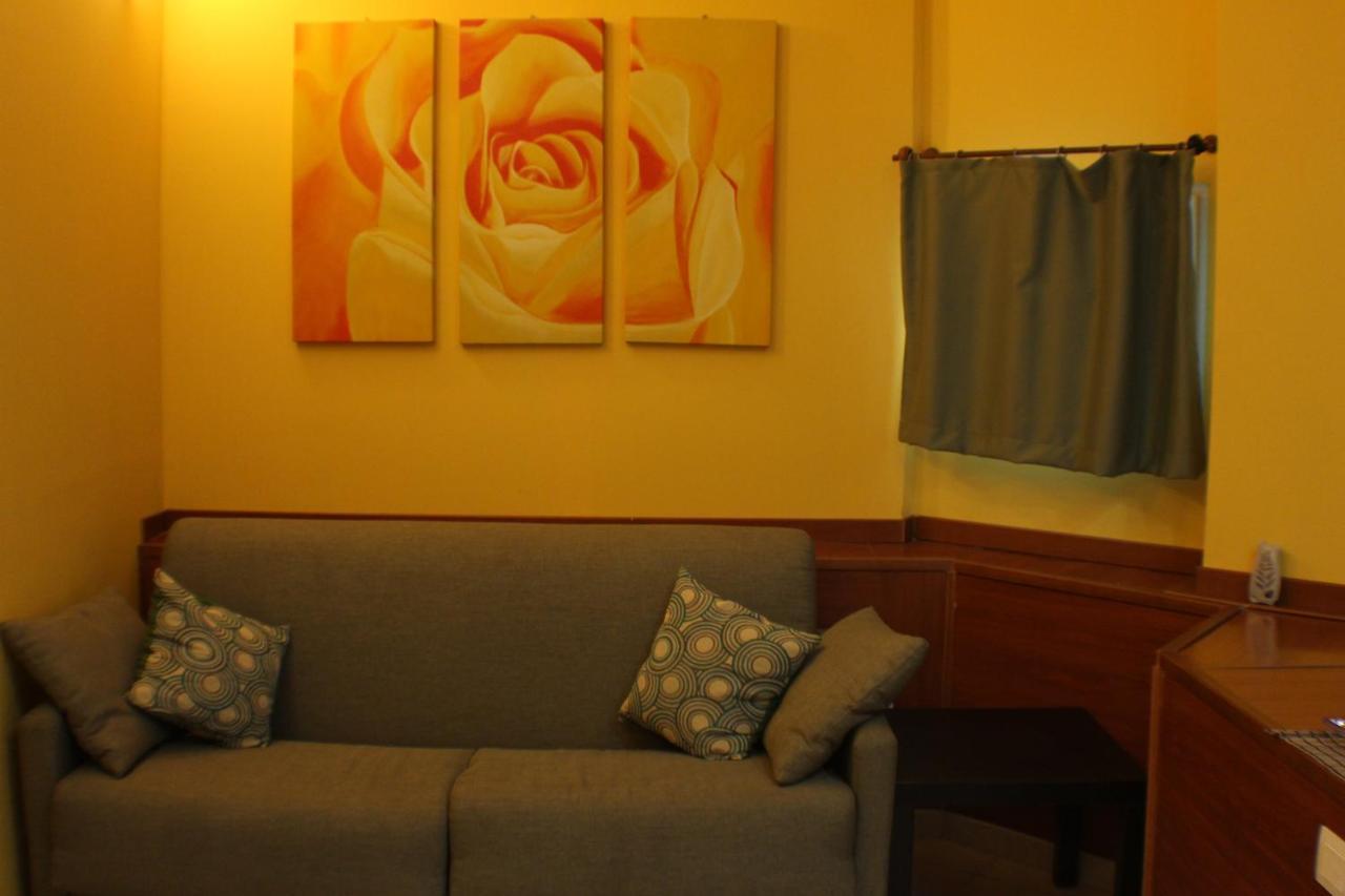 Bed and Breakfast San Nicolo House Aci Catena Exterior foto